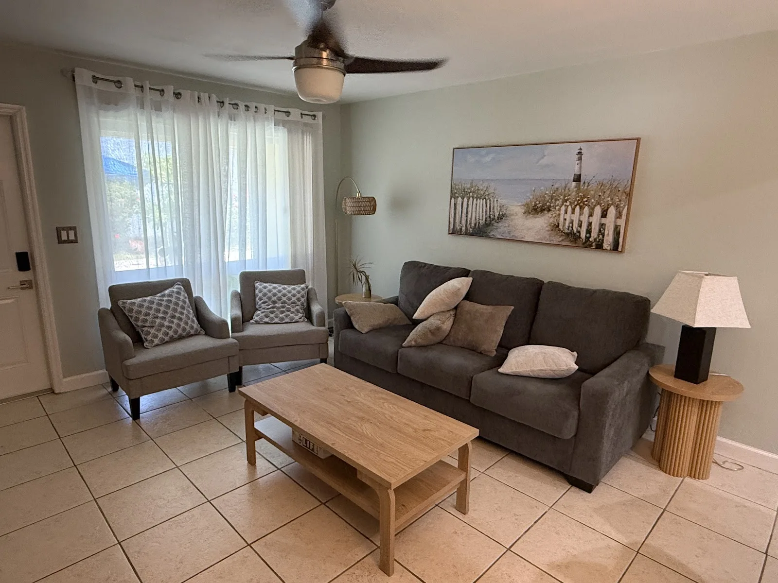 Ocean Breeze furnished interior